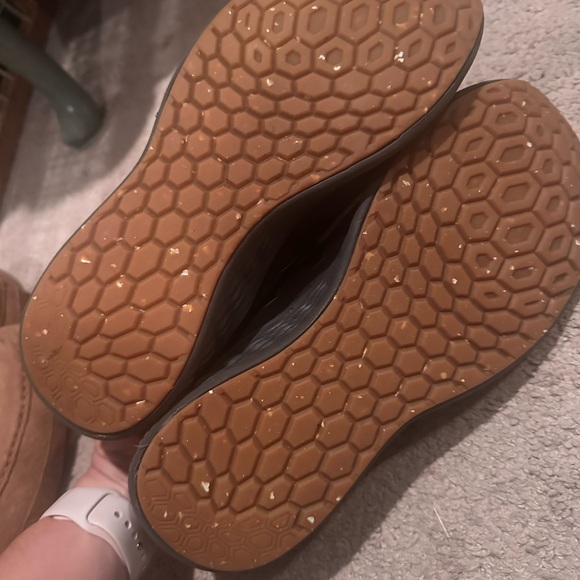 Men’s New Balance size 11 - Picture 2 of 3